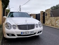 Blanco Usado 2004 Mercedes E200 Classic Berlina | 2800 €