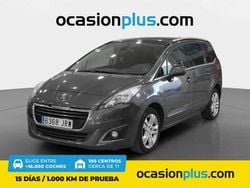 Gris Usado 2016 Peugeot 5008 Allure Monovolumen | 12.350 € (Precio justo)