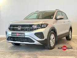 Gris / plata Usado 2023 VW T-Cross Life SUV | 22.990 € (Caro)