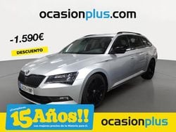 Gris Usado 2019 Skoda Superb SportLine Familiar | 17.490 € (Buen precio)