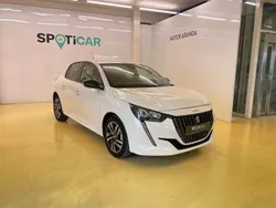 Blanco Usado 2022 Peugeot 208 Allure Utilitario | 14.500 € (Precio justo)