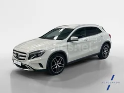 Blanco Usado 2015 Mercedes GLA220 Urban SUV | 19.890 € (Precio justo)