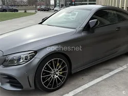 Gris / plata Usado 2020 Mercedes C300e Coupe | 43.500 € (Caro)