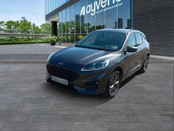 Gris / plata Usado 2022 Ford Kuga ST-Line X SUV | 24.500 € (Precio justo)