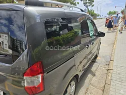 Gris / plata Usado 2019 Ford Tourneo Courier Titanium Monovolumen | 12.600 € (Precio justo)