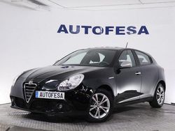 Negro metalizado Usado 2013 Alfa Romeo Giulietta Utilitario | 8450 € (Precio justo)