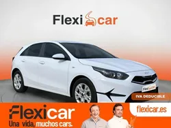 Blanco Usado 2023 Kia Ceed Berlina | 16.790 € (Precio justo)
