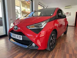 Rojo Usado 2019 Toyota Aygo X-play Utilitario | 12.000 € (Precio justo)