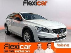 Blanco Usado 2018 Volvo V60 CC Familiar | 16.990 € (Buen precio)