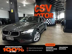Gris Usado 2021 Volvo V60 Momentum Familiar | 23.850 € (Buen precio)