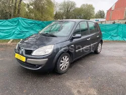 Gris Usado 2008 Renault Scénic II Dynamique Monovolumen | 5800 € (Caro)