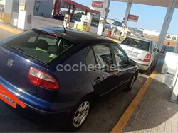 Azul Usado 2002 Seat Leon Sport Berlina | 1999 € (Precio justo)