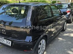 Negro Usado 2005 Opel Corsa Berlina | 1300 € (Buen precio)