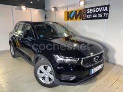 Negro Usado 2020 Volvo XC40 Momentum SUV | 22.900 € (Precio justo)
