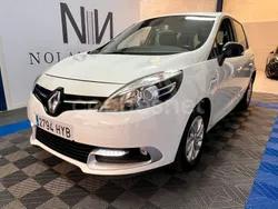 Blanco Usado 2014 Renault Scénic III LIMITED Monovolumen | 7000 € (Precio justo)