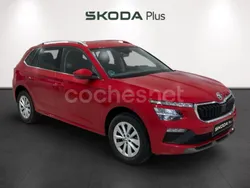 Rojo Usado 2024 Skoda Kamiq Selection SUV | 20.990 € (Precio justo)