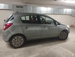 Gris / plata Usado 2014 Opel Corsa Selective Berlina | 4500 € (Buen precio)
