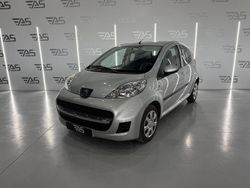 Gris Usado 2010 Peugeot 107 Utilitario | 5900 €