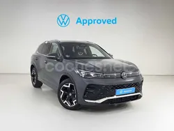 Gris / plata Usado 2024 VW Tiguan R-line SUV | 42.600 € (Caro)