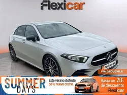 Gris / plata Usado 2021 Mercedes A180 Berlina | 27.490 € (Un poco caro)