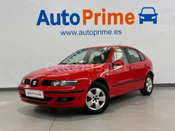 Rojo Usado 2006 Seat Leon Stella Berlina | 3970 € (Precio justo)