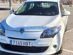Blanco Usado 2011 Renault Mégane III Dynamique Berlina | 4350 € (Precio justo)