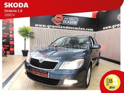 Gris / plata Usado 2010 Skoda Octavia Berlina | 7980 € (Precio justo)