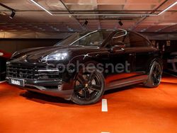 Negro Usado 2024 Porsche Cayenne SUV | 114.890 €