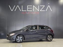 Gris Usado 2024 Hyundai i20 Berlina | 17.500 € (Precio justo)