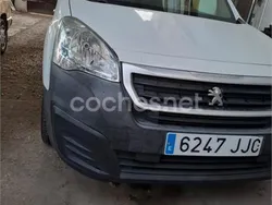 Blanco Usado 2015 Peugeot Partner Tepee Access Monovolumen | 4800 € (Super precio)