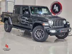 Gris Usado 2023 Jeep Gladiator Overland SUV | 59.990 €