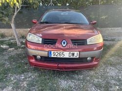 Rojo Usado 2006 Renault Mégane II Expression Berlina | 1250 € (Super precio)
