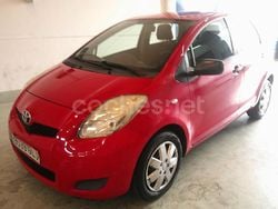 Rojo Usado 2009 Toyota Yaris Berlina | 4290 € (Buen precio)