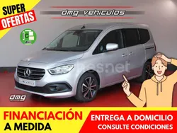 Gris / plata Usado 2023 Mercedes T180 Monovolumen | 28.900 € (Precio justo)