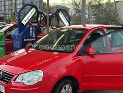Rojo Usado 2009 VW Polo Edition Berlina | 3500 € (Super precio)