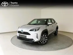 Gris Usado 2024 Toyota Yaris Hybrid Active | 26.400 € (Caro)