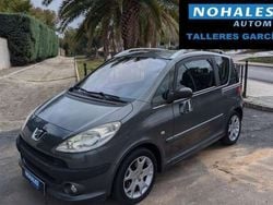 Gris / plata Usado 2009 Peugeot 1007 Sport Utilitario | 4900 € (Precio justo)