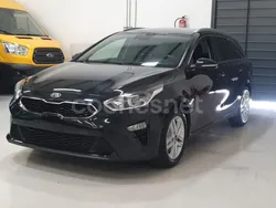 Gris / plata Usado 2019 Kia Ceed Familiar | 11.990 € (Precio justo)