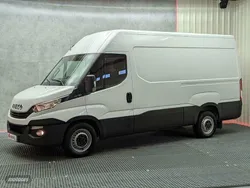 Blanco Usado 2018 Iveco Daily Van | 16.990 €