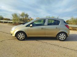 Beige Usado 2008 Opel Corsa Cosmo Utilitario | 3990 € (Buen precio)