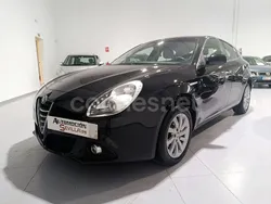 Negro Usado 2016 Alfa Romeo Giulietta Edizione Speciale Utilitario | 9990 € (Buen precio)