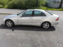 Gris / plata Usado 2003 Mercedes C270 Avantgarde Berlina | 5750 €