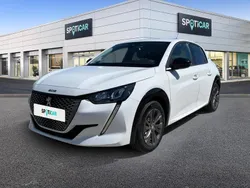 Blanco Usado 2023 Peugeot e-208 Allure Utilitario | 19.900 € (Buen precio)