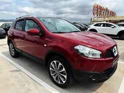 Burdeos Usado 2010 Nissan Qashqai Tekna SUV | 10.900 € (Precio justo)