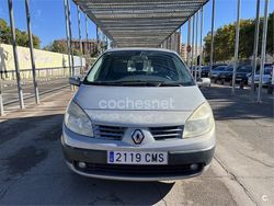 Gris / plata Usado 2003 Renault Scénic Expression Monovolumen | 2500 €