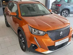 Naranja Usado 2022 Peugeot 2008 Allure SUV | 20.000 € (Caro)