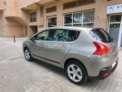 Beige Usado 2011 Peugeot 3008 Allure Berlina | 6990 € (Un poco caro)