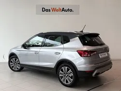 Gris plata Usado 2024 Seat Arona Xperience SUV | 19.990 € (Precio justo)