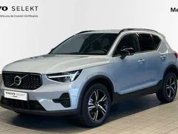 Gris Nuevo 2024 Volvo XC40 Plus SUV | 39.500 € (Precio justo)