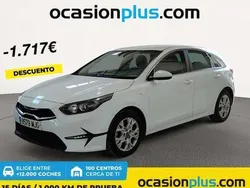 Blanco Usado 2023 Kia Ceed Utilitario | 17.173 € (Precio justo)